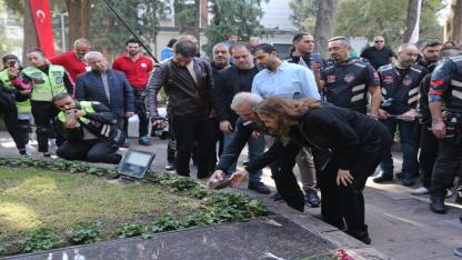 Üç vatan toprağı Zübeyde Anne’nin huzurunda buluştu!