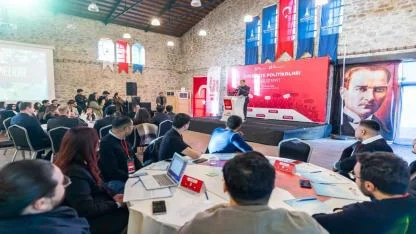 Başkan Tugay: Gençlerimize her alanda destek vermeye çalışıyoruz