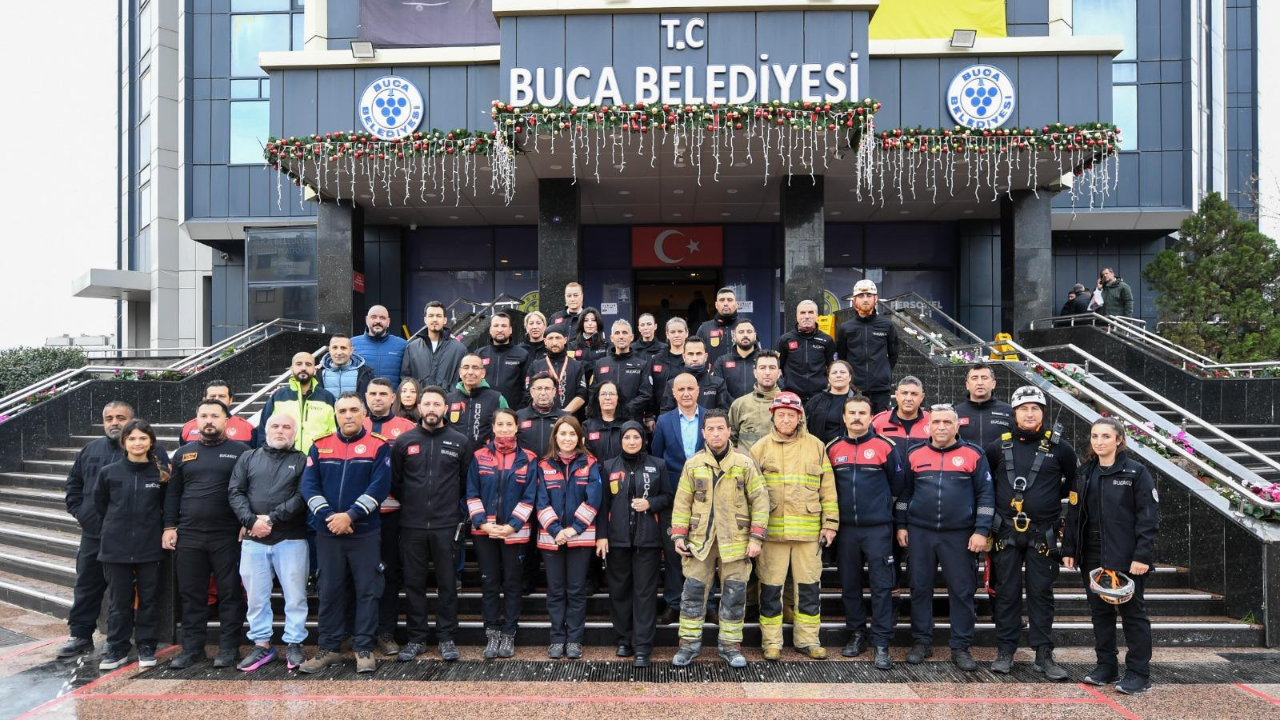 İzmir İtfaiyesi her an hazır