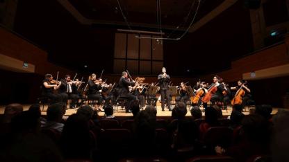 İzmir Oda Orkestrası dünyaca ünlü klarnetçi Barragán ile sahne aldı