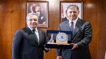 İzmir’in Deprem Master Planı için imzalar atıldı