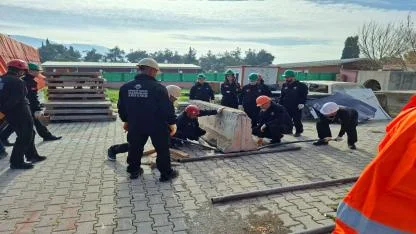 Karabağlar Belediyesi’nden Afetlere Hazırlık Hamlesi