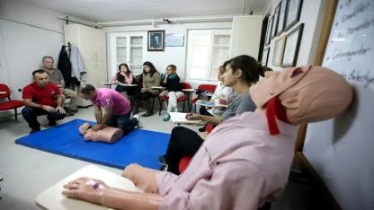 Karşıyaka’da hedef sağlıklı ve bilinçli toplum