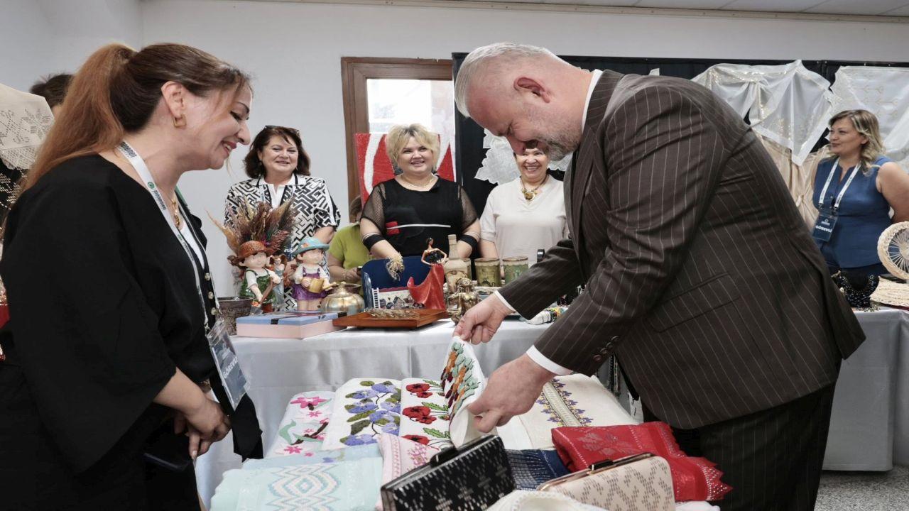 Menemen&#039;de ücretsiz hizmetler 100’e ulaştı