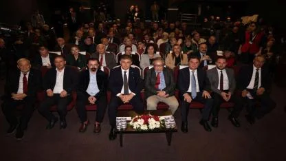 “Sağlık alanında yerel yönetimlere daha çok yetki verilmeli”