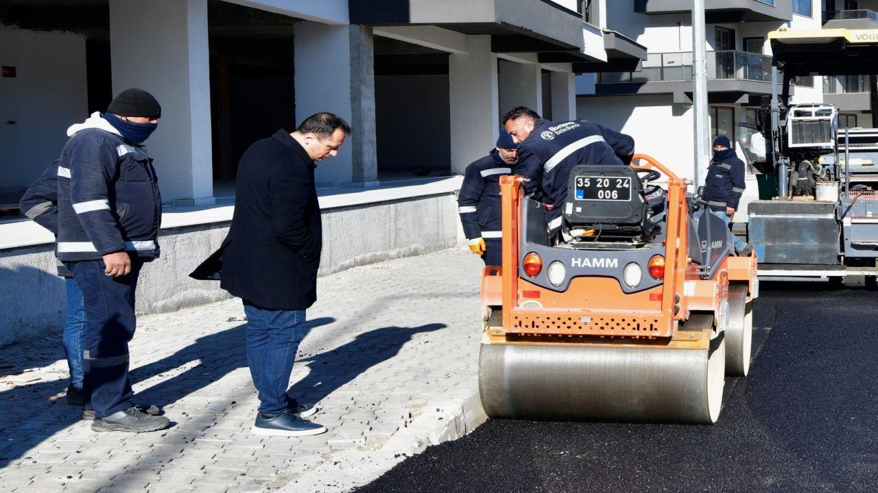 Bornova’da yol seferberliği sürüyor