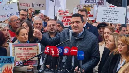 CHP’li Karasu, İzmir’den ses yükseltti: “Emekliyi canlı canlı tabuta gömdüler”