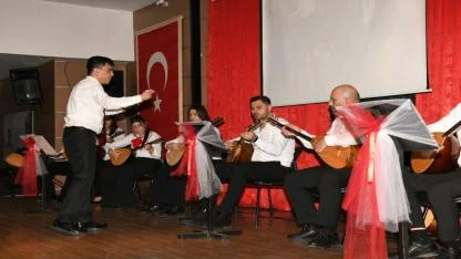 Çiğli’de Türkü Rüzgarı: “Sazımız Elimizde, Türküler Dilimizde”