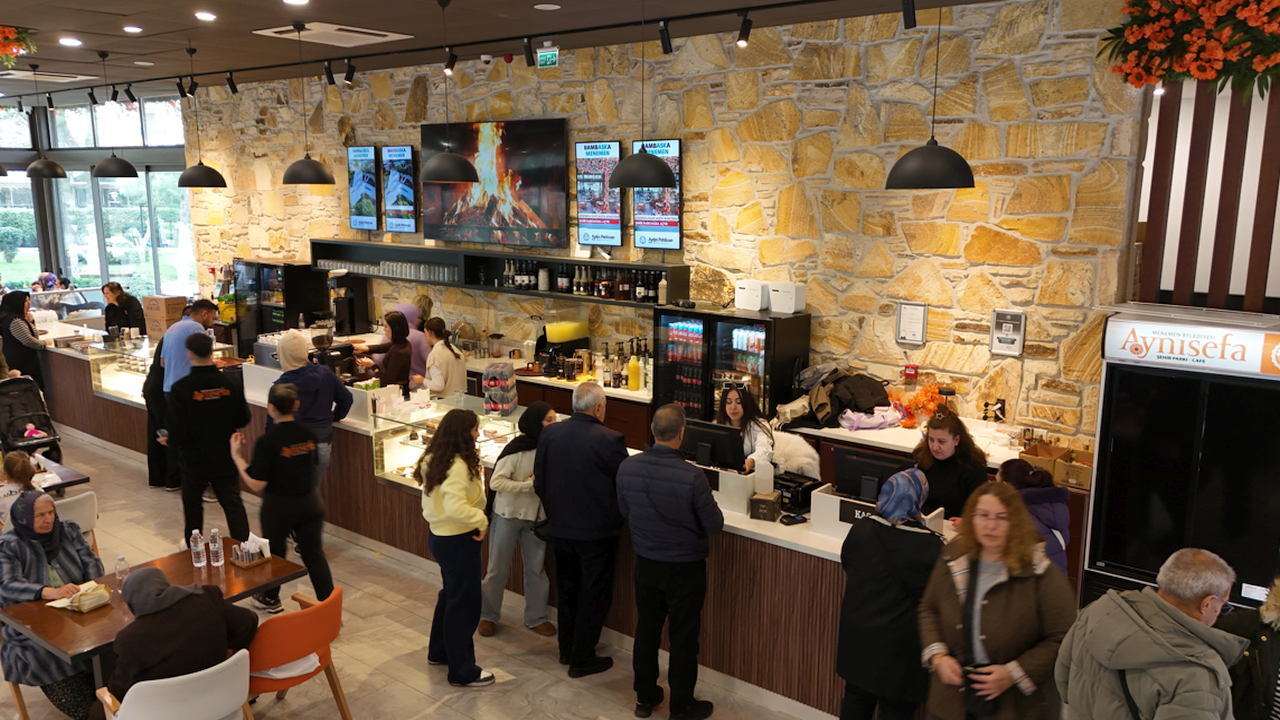 Menemenliler Aynısefa'yı çok sevdi