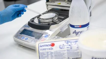 500 gramlık kaşar 165 TL