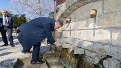 Başkan Tugay'dan medeniyetler şehri Hatay için dayanışma çağrısı