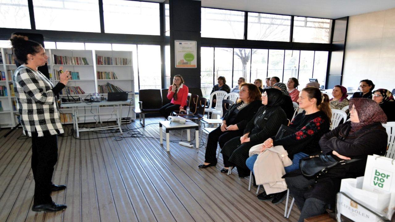 Bornova’da kadınlar hem üretiyor hem bilinçleniyor