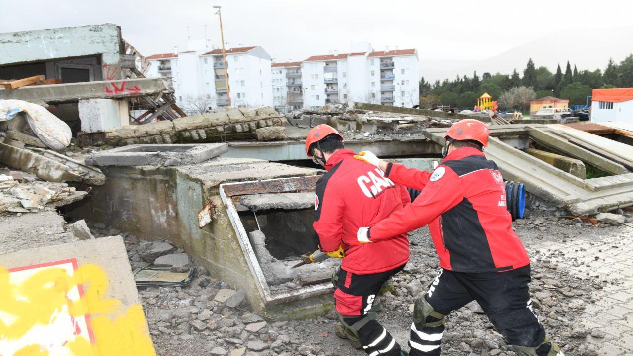Çiğli Arama Kurtarma Ekibi (ÇAK) Afetlere Karşı Hazır