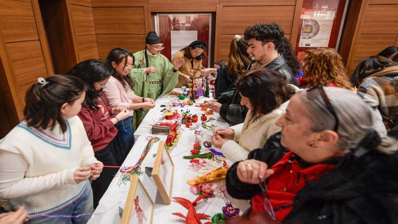 Çin Yeni Yılı İzmir’de kutlandı