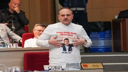 Gaziemir Belediye Meclisinden DMD Hastası Giray’a Yardım Çağrısı