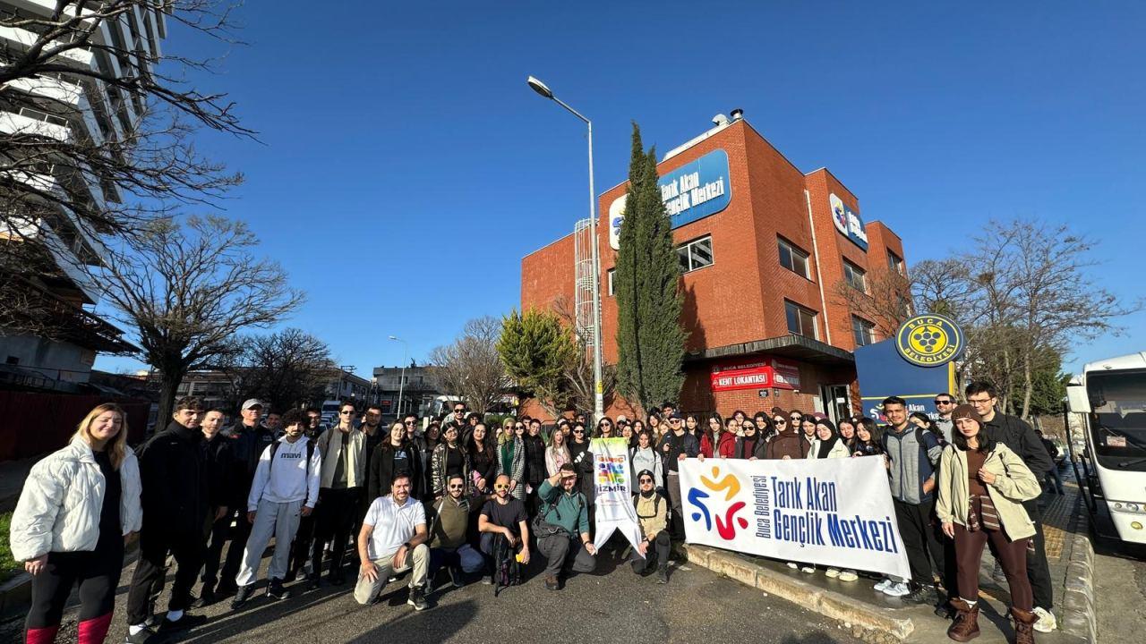 Gençler hem yürüdü hem sosyalleşti