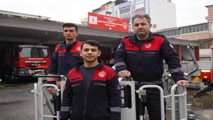 İzmir İtfaiyesi tüm canlıların imdadına yetişiyor