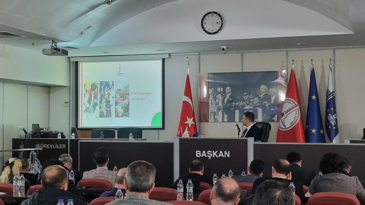 KARŞIYAKA BELEDİYE MECLİSİNDE “ORMANLIK ALAN” TARTIŞMASI