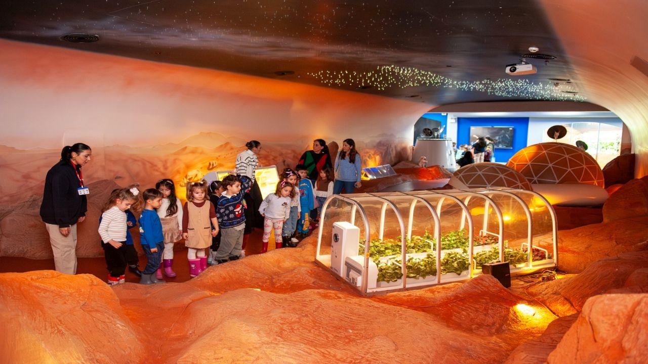 Karşıyakalı anaokulu öğrencileri Uzay Kampı’nda