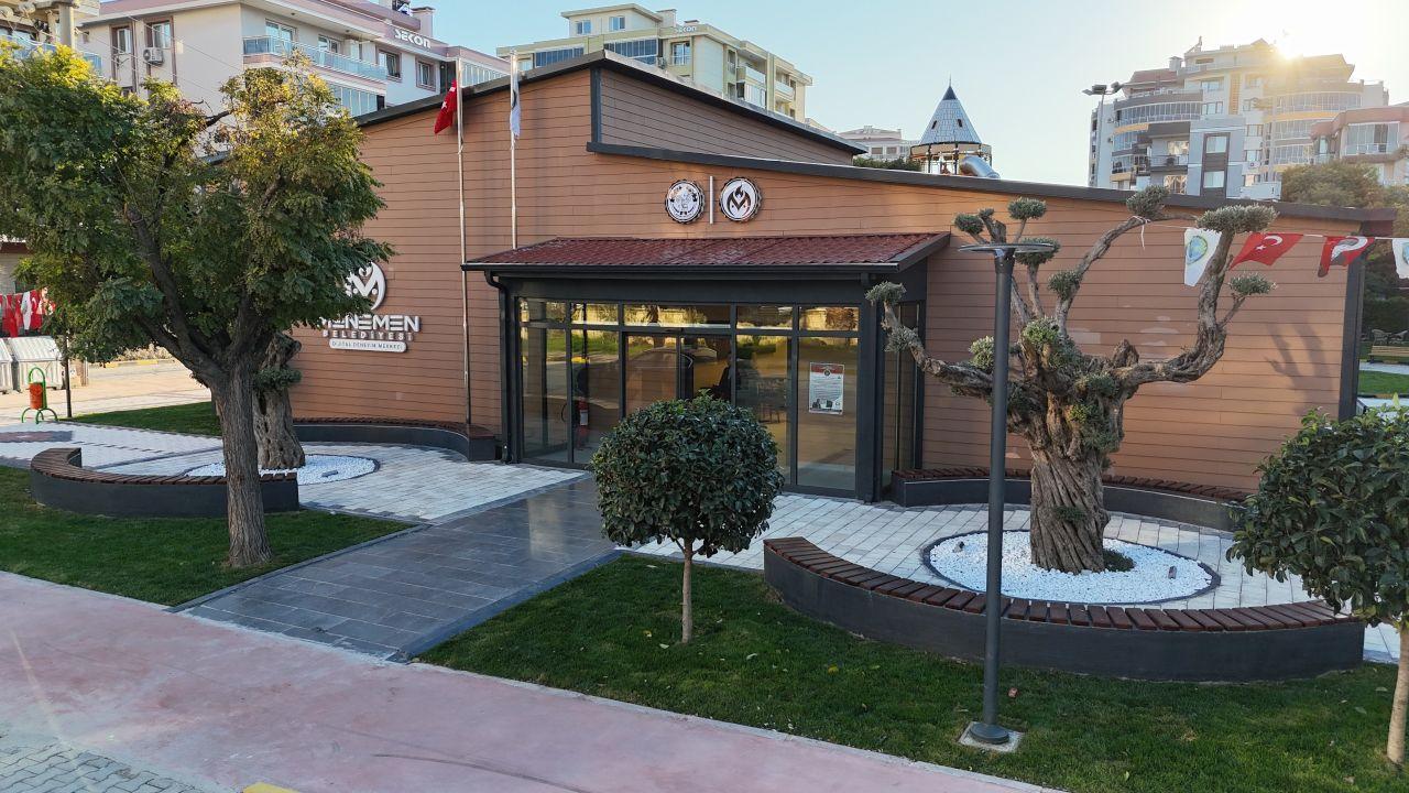 Menemen'de binlerce yürek, Kurtuluş Savaşı ruhunu hissetti