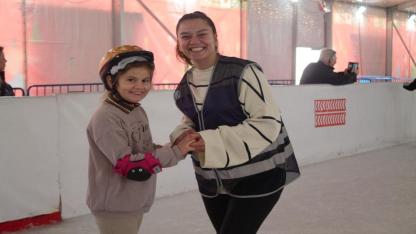 Öğrenciler buz pistinde buluştu