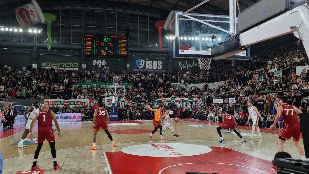 Olaylı Maçta Karşıyaka, Galatasaray'a Kaybetti