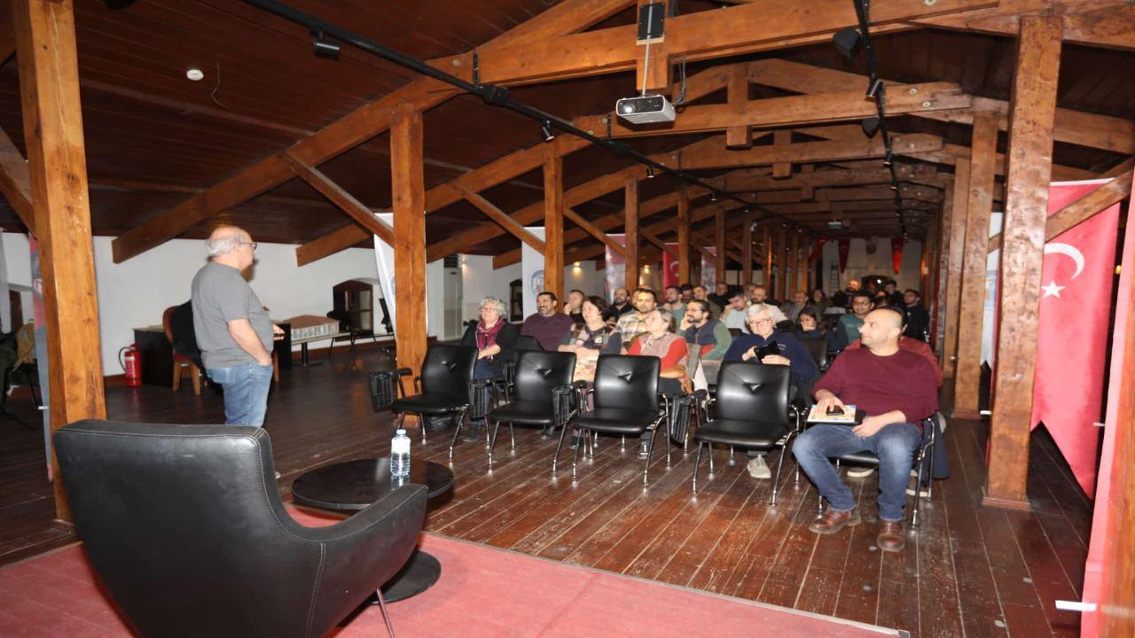 Selçuk Efes Kent Belleği’nde Babalar İçin “Başarı” Söyleşisi