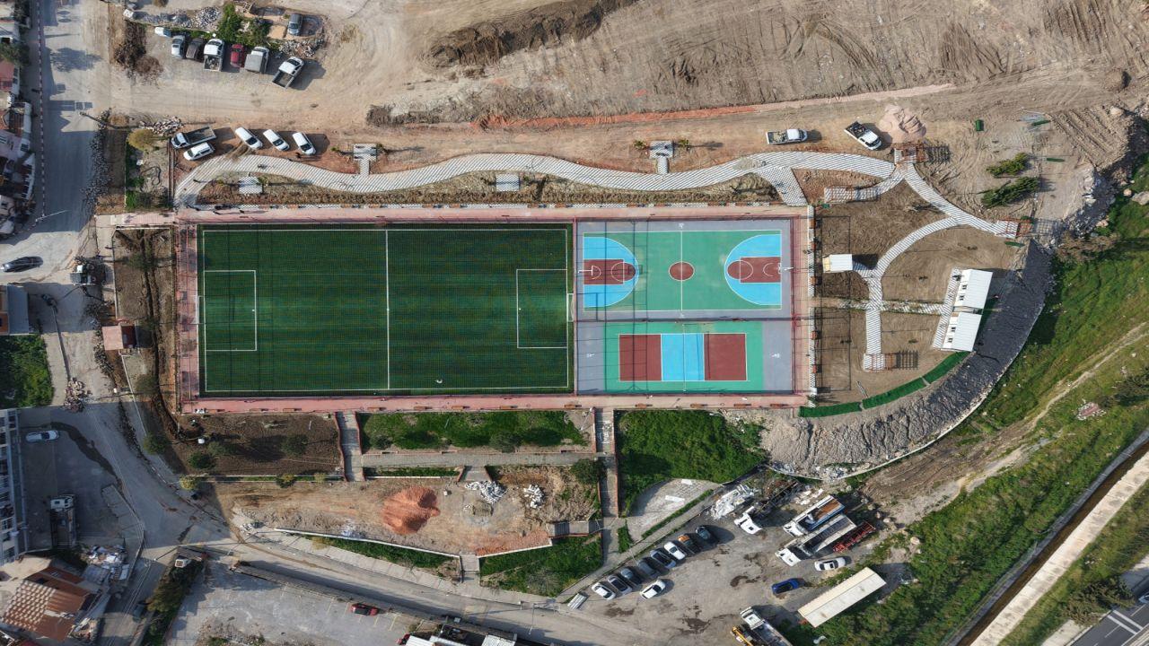 Bayraklı’da Ferdi Zeyrek Spor Kompleksi’nde Çalışmalar Sona Yaklaştı