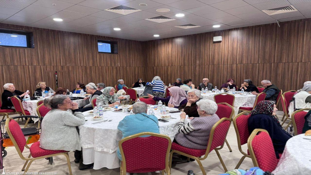 Huzurevinde iftar buluşması