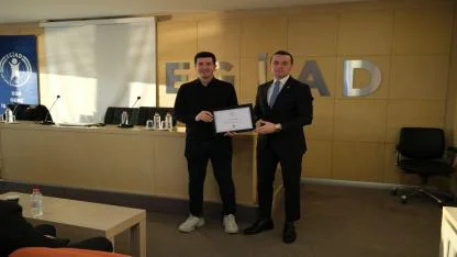 İş Dünyasının Yeni Yetkinliği: Yapay Zekâyı Anlamak ve Yönetebilmek