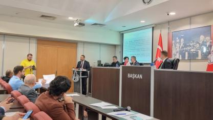 Karşıyaka Belediye Meclisi Ünsal'sız Gerçekleşti