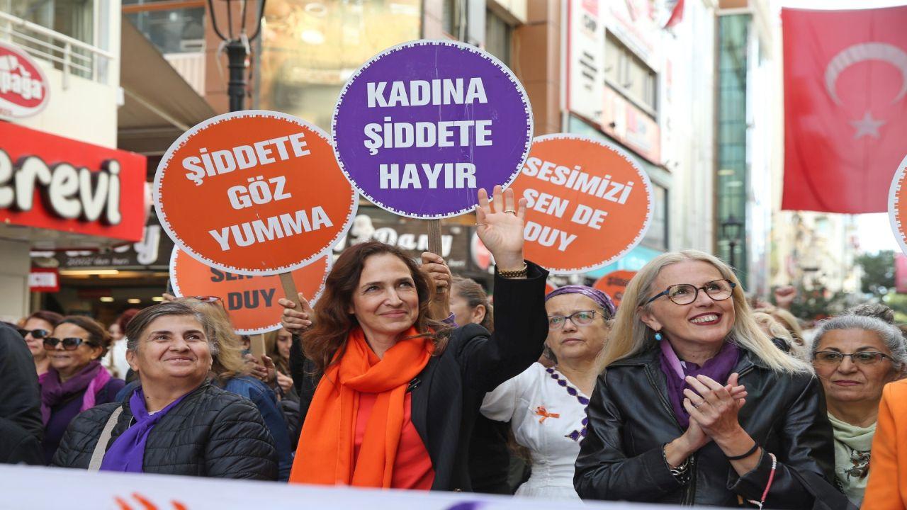 Karşıyaka’da dolu dolu 8 Mart!