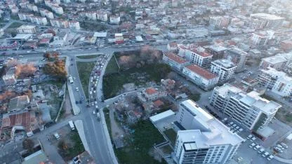 Karşıyaka’da kesintisiz ulaşım için yoğun tempo