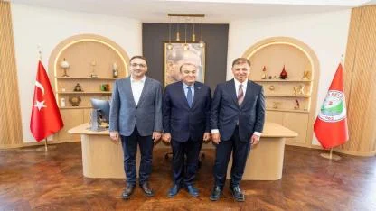 Başkan Tugay teşekkür turuna Balçova’da devam etti