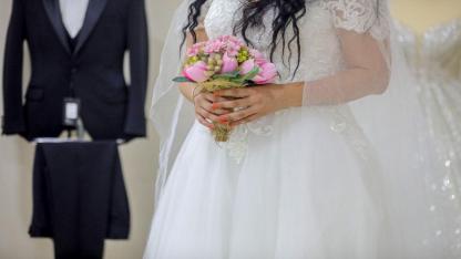 Bayraklı’da Evlenecek Çiftlere Anlamlı Destek