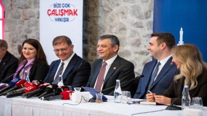 İzmir’de CHP ve Roman yurttaşlar aynı masada