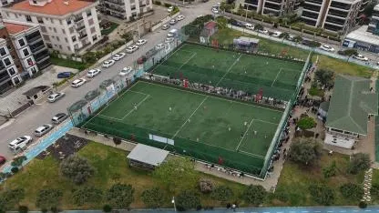 Menderes’te Minik Kramponlar Sahaya Çıktı