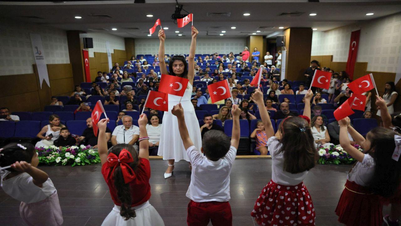 Basamak Kursiyerlerinden Yıl Sonu Etkinliği