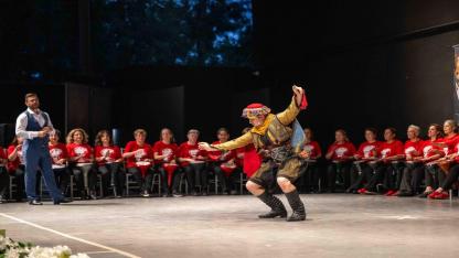Bornova’da ritim ve halk dansları rüzgarı