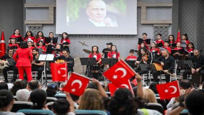 Bornova’da sanat dolu yaz