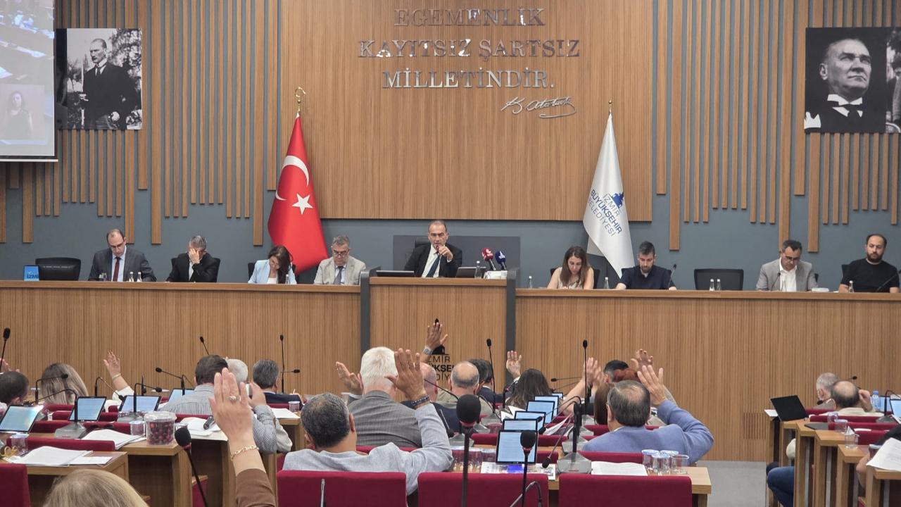 İzBB Meclisi'nde Kiraz mesaisi: İmar planları görüşüldü