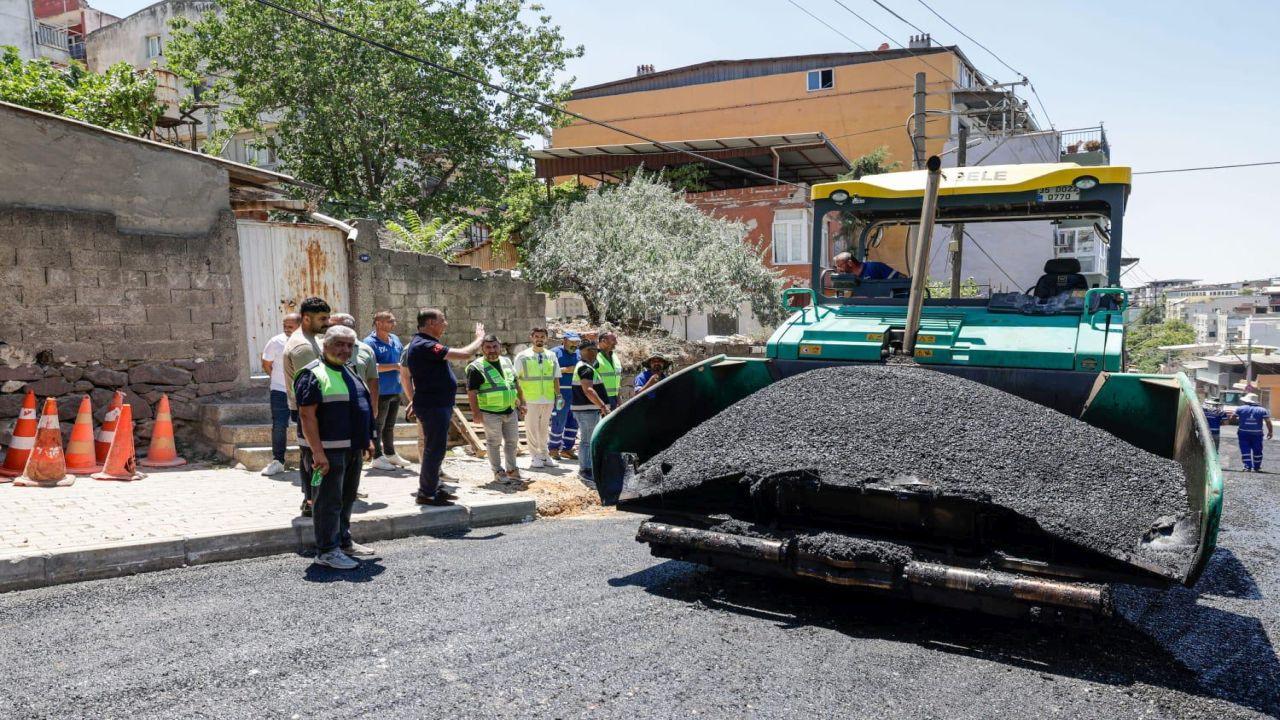 İzmir’in yollarında yoğun çalışma