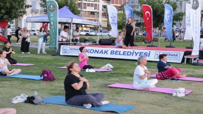 Konaklılar Kordon’da sporla buluştu