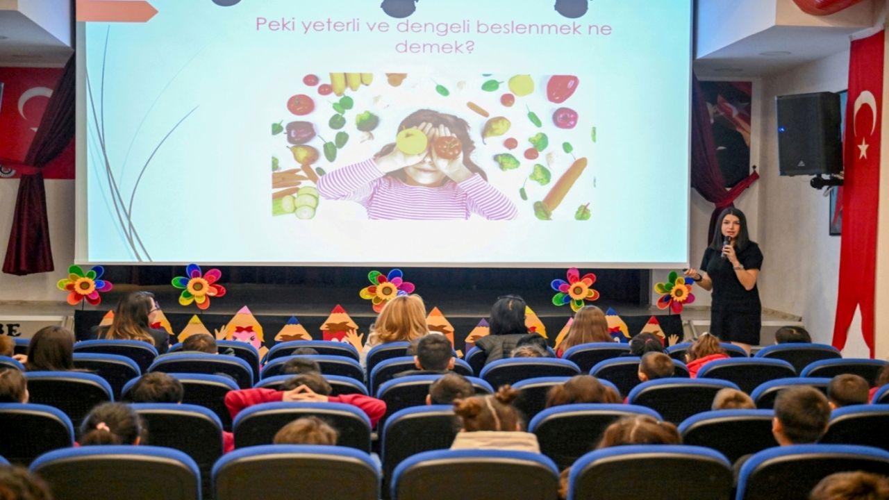 Bornova’da 2.489 öğrenci ile sağlık seferberliği