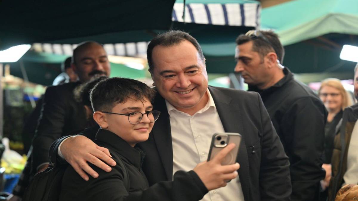 Başkan Dutlulu Karaköy Pazarında Esnafla Buluştu